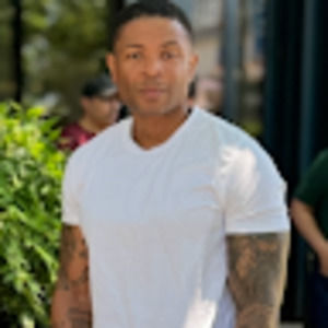 Meet your Posher, Jason